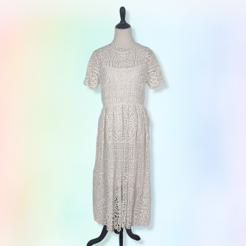 Olivia Culpo x Le Tote Medallion Lace Dress M White